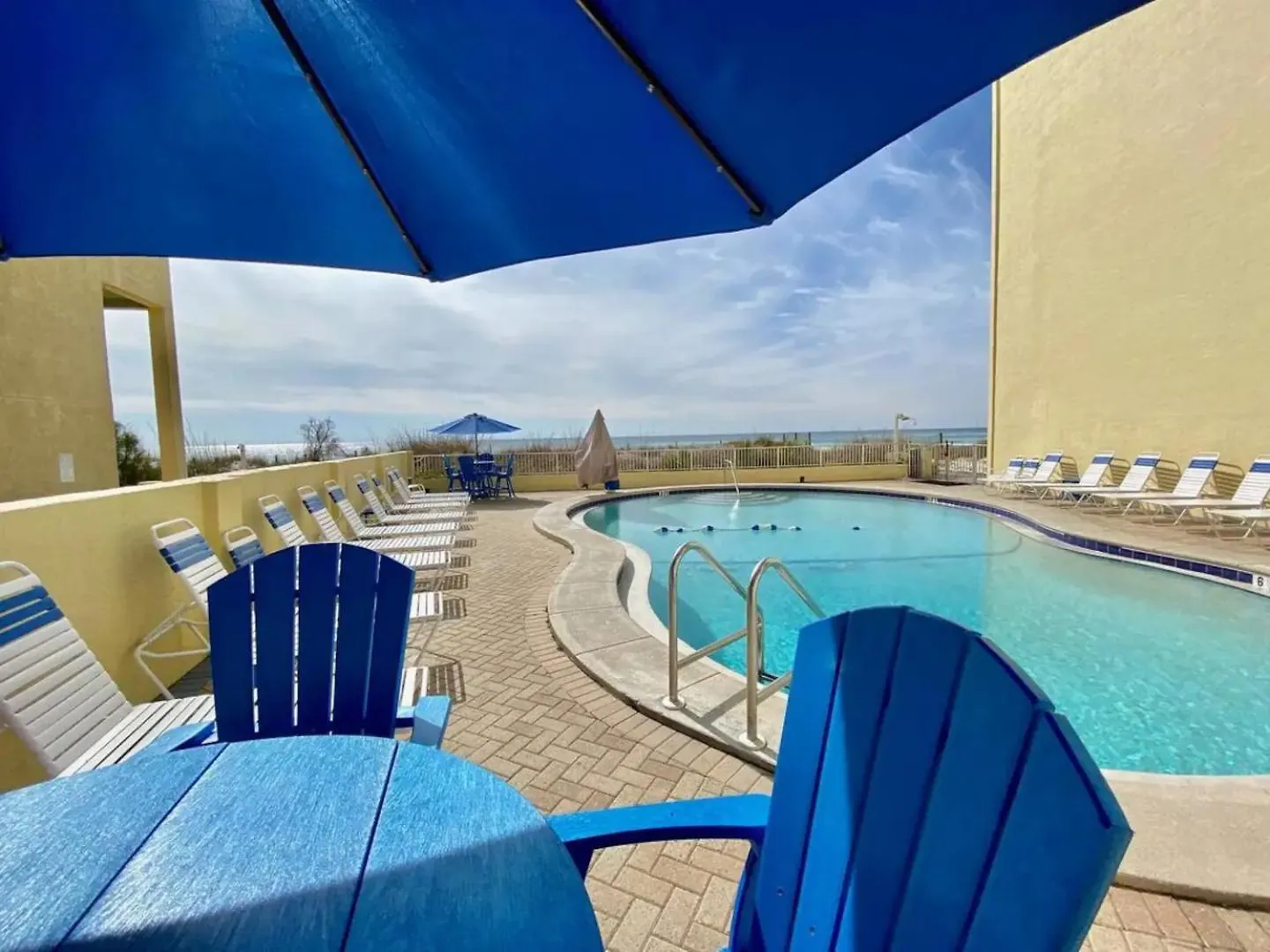 Sandy Bottoms Beachfront Studio On The Sand Panama City Beach Apartahotel