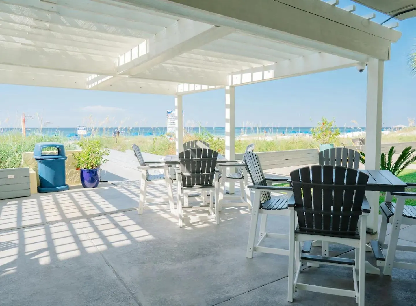 Apartahotel Sandy Bottoms Beachfront Studio On The Sand Panama City Beach
